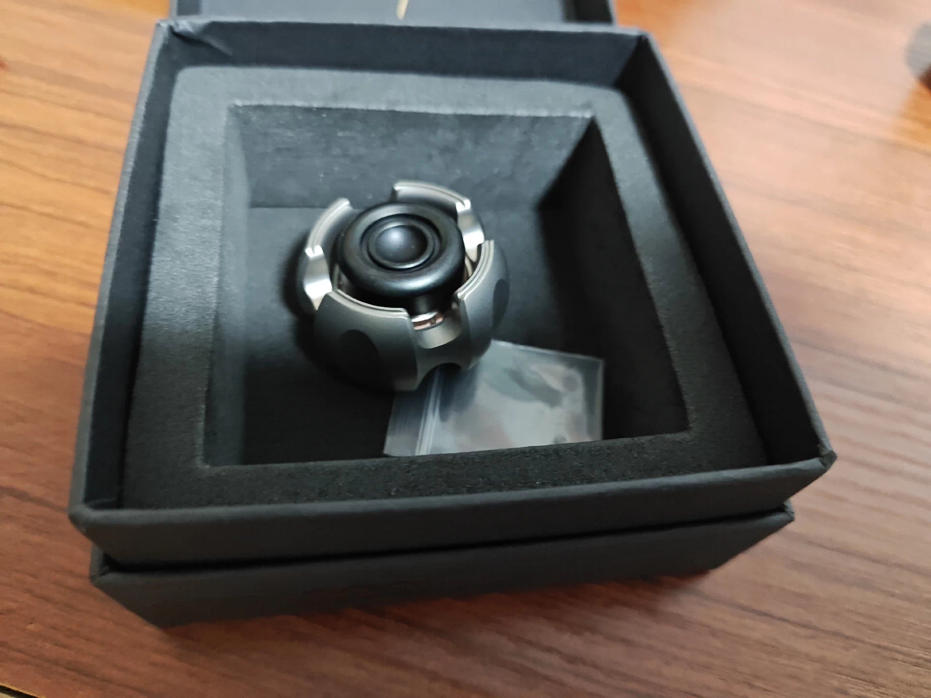 Noiz Titanium