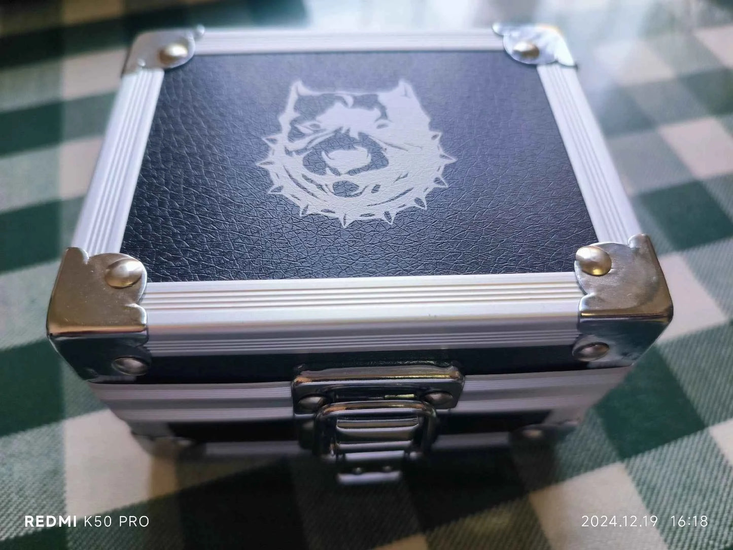 Tri linkage Zirconium