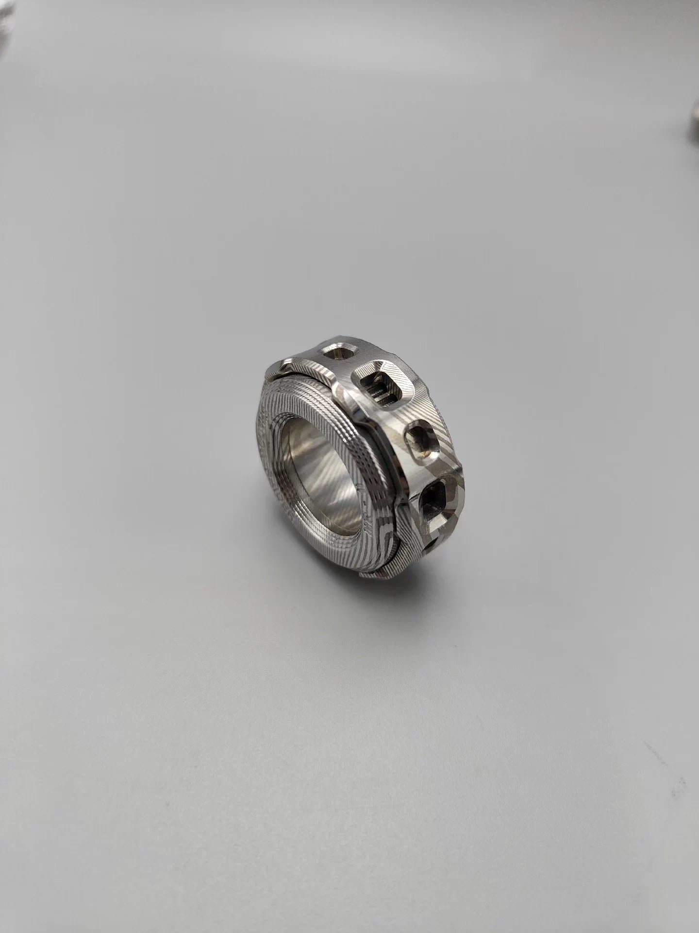 Shadow Raider Damasteel
