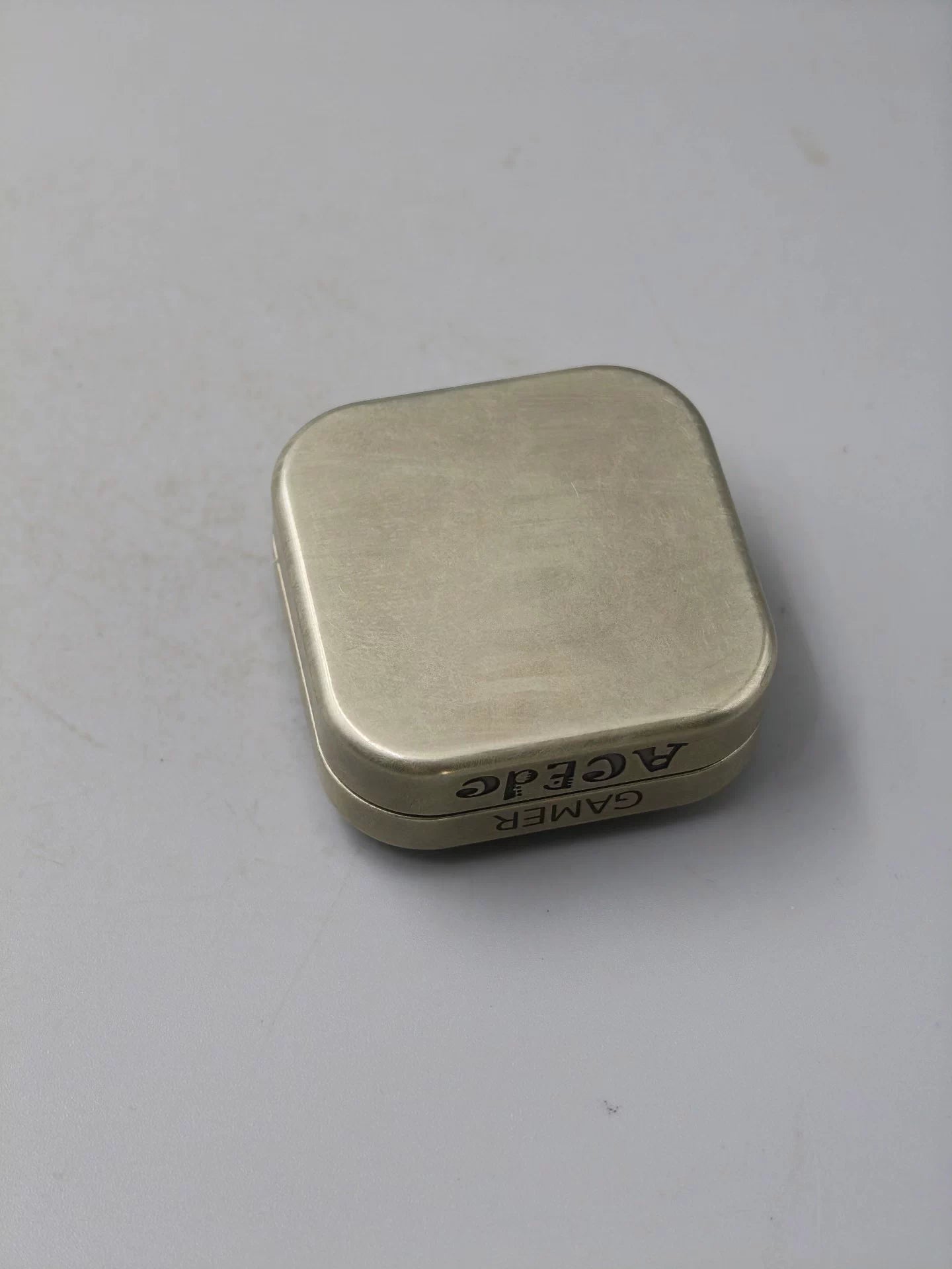 Gamer Slider Brass
