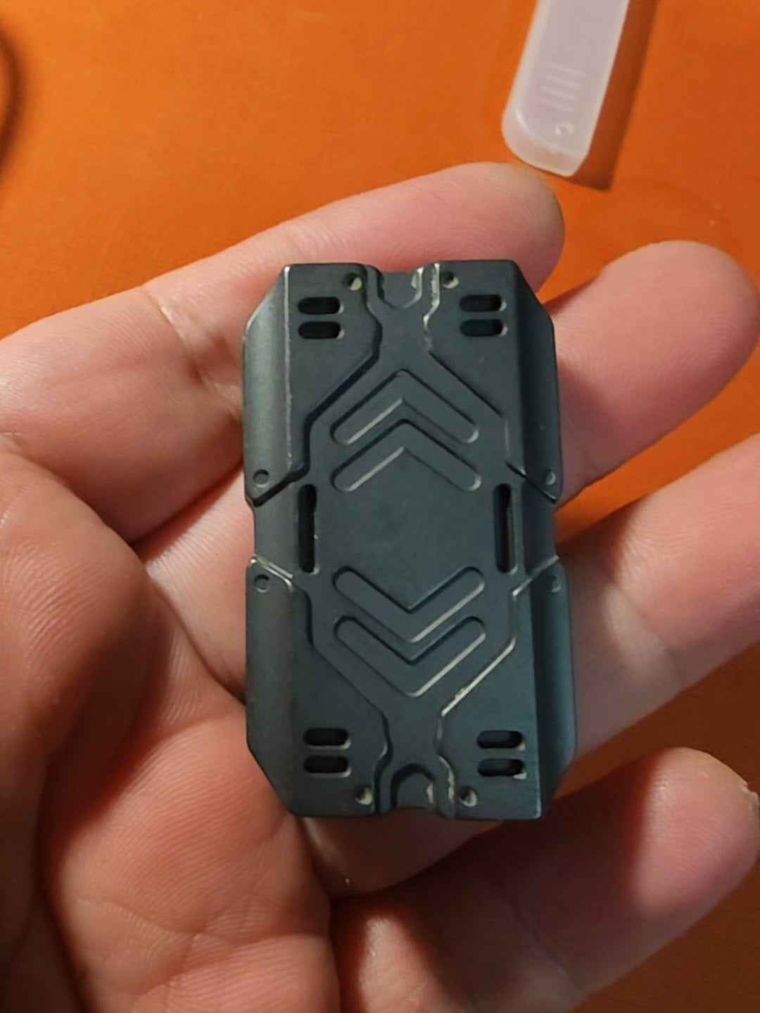 Warshield Slider Zirconium