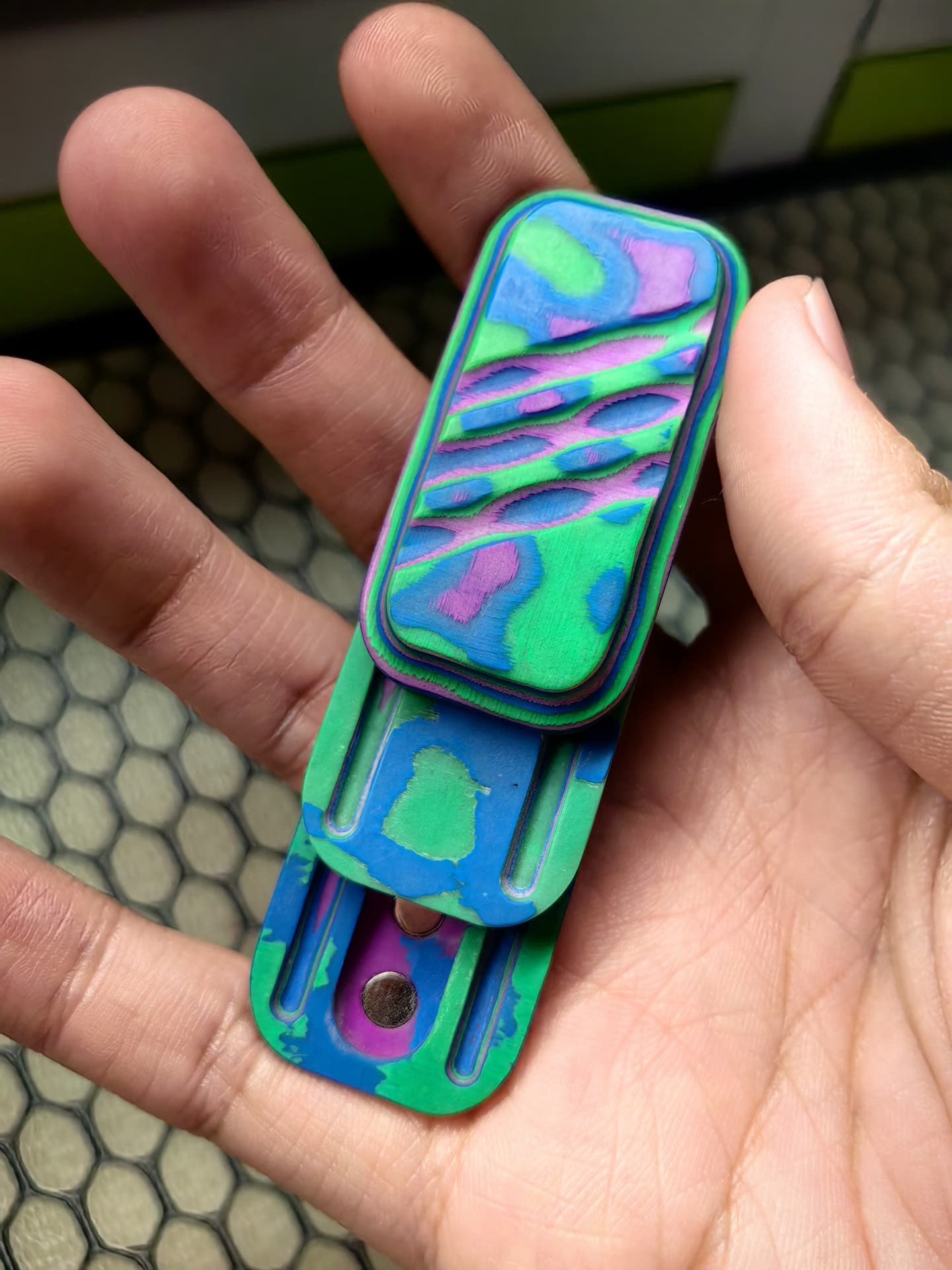 Lucky Candy Carbon Fiber Damascus Luminous