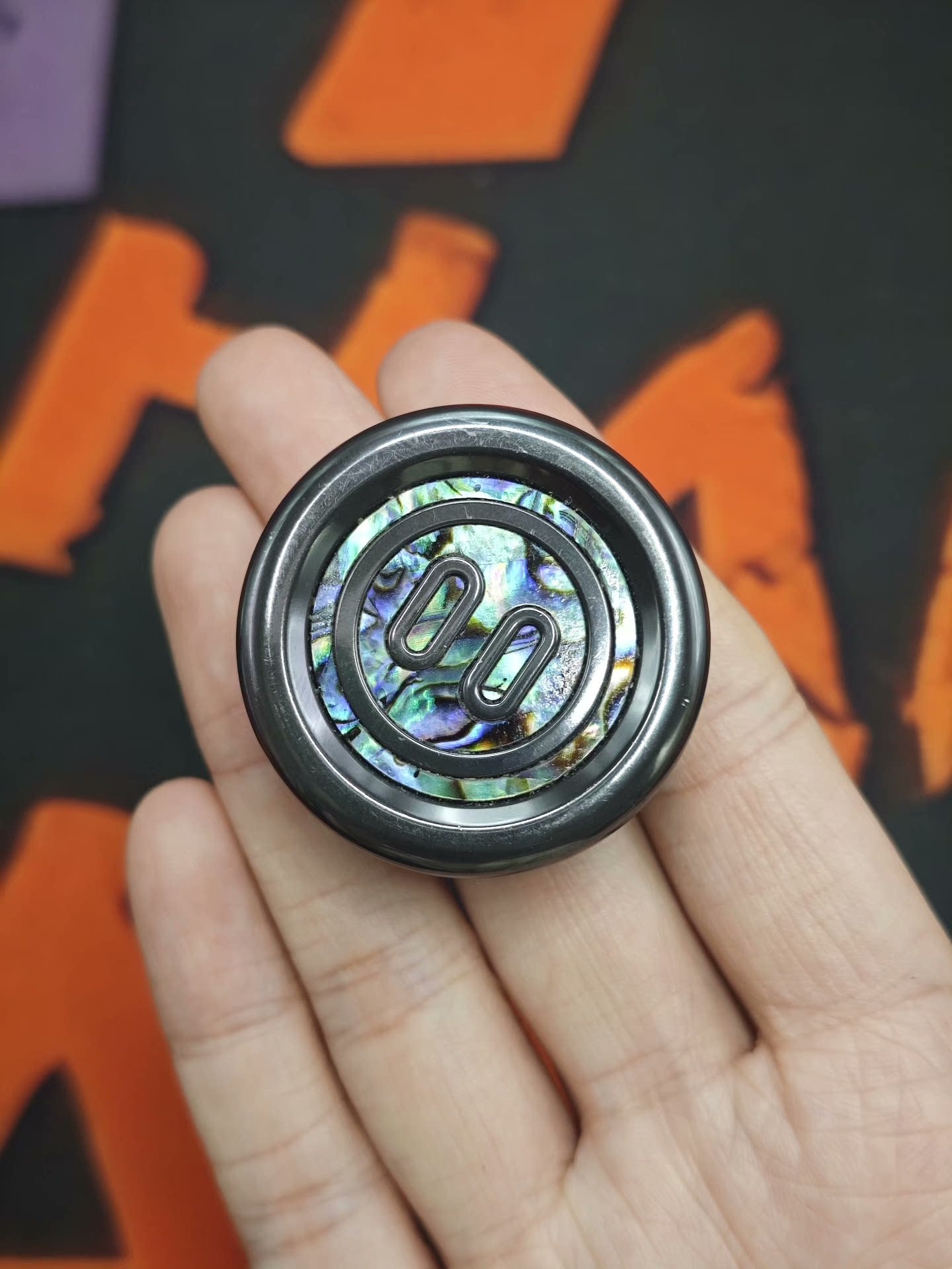 Pig Coin Zirconium