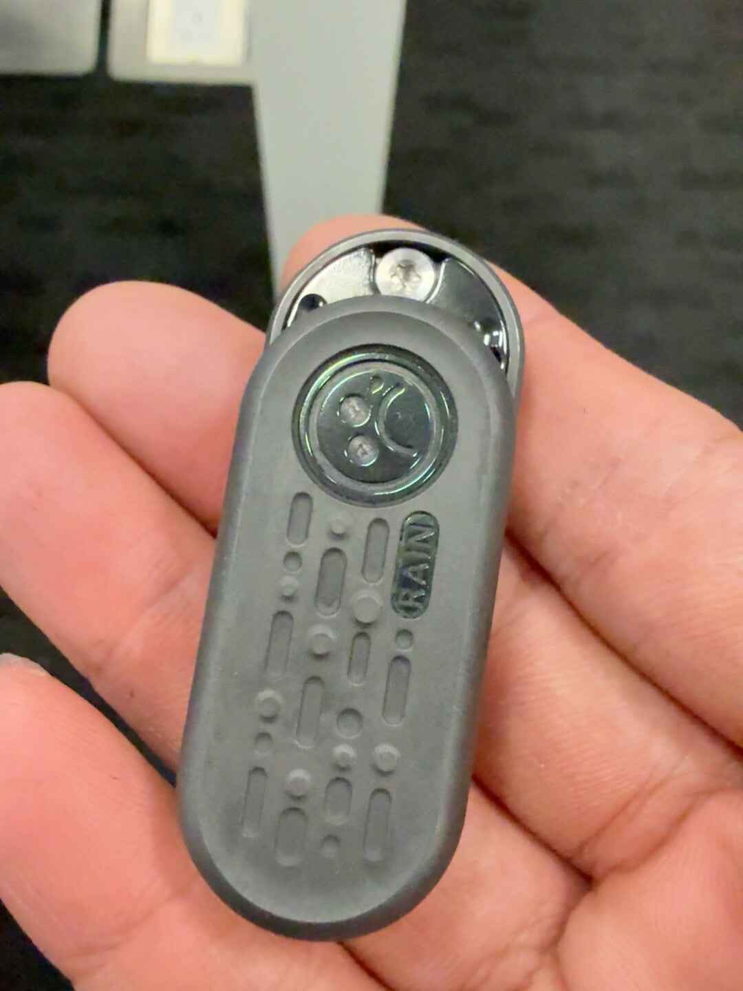 Top B, Zirconium
