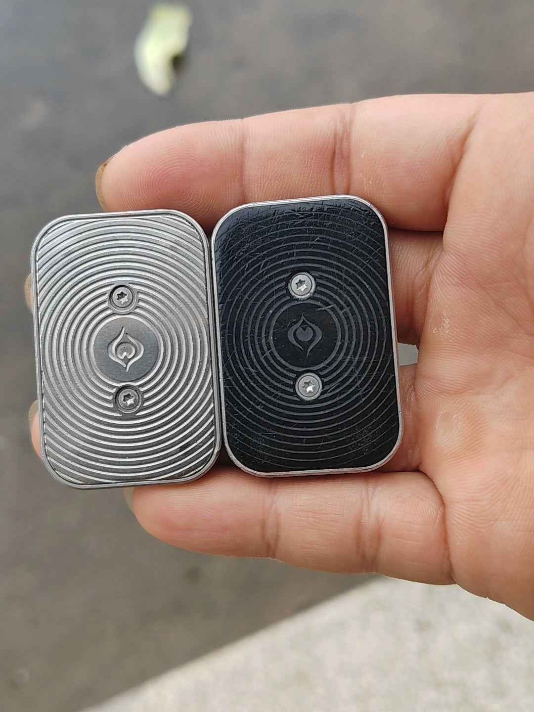 Aura Sand Stainless Steel