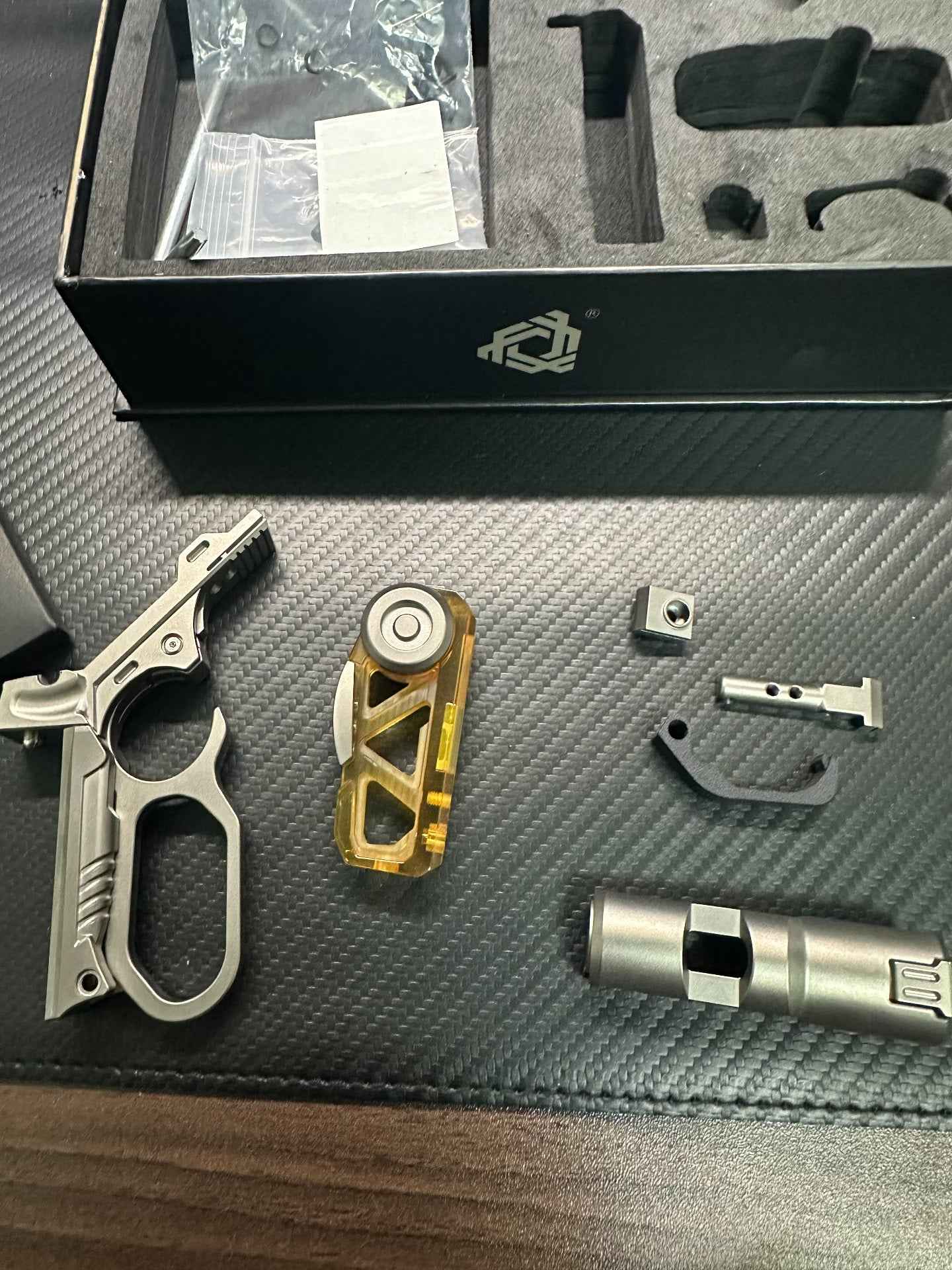 Fang Titanium