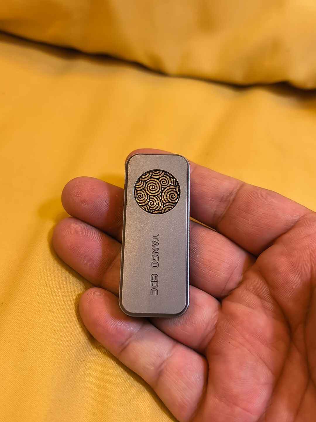 Sugar Cube Titanium