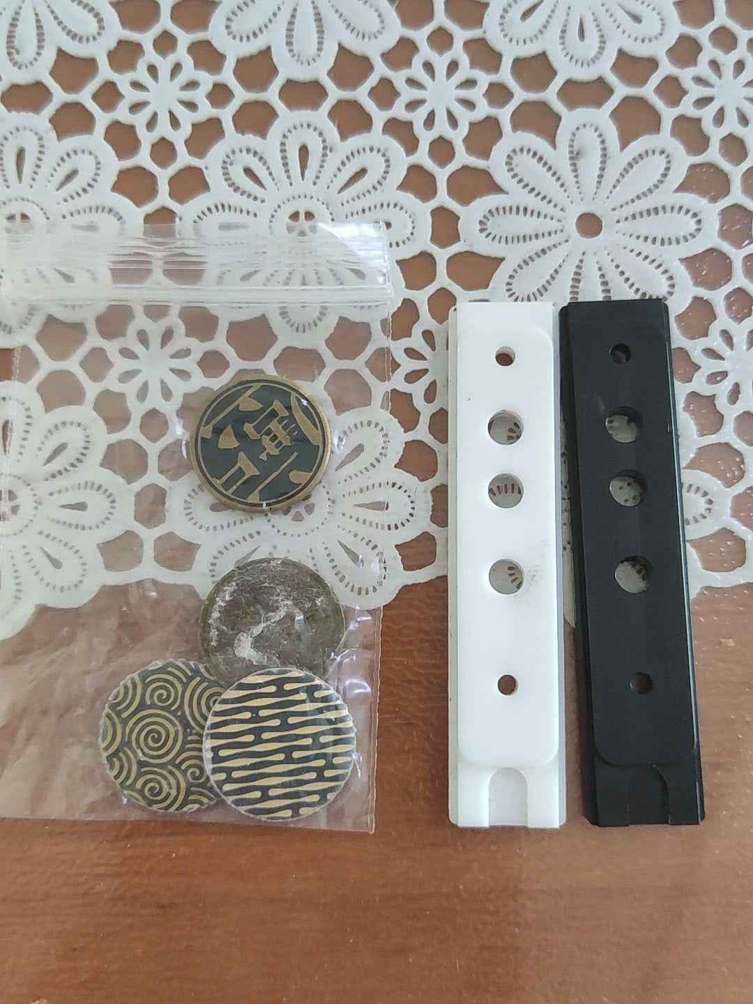 Sugar Cube Titanium
