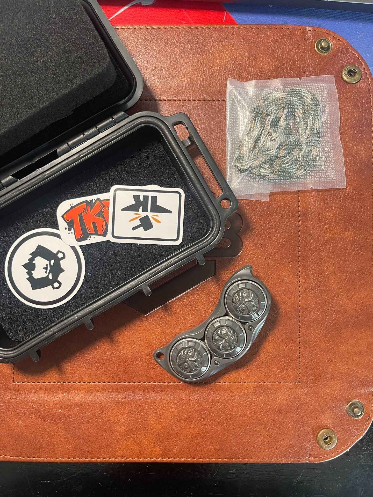 Pea Pod Zirconium Stainless Steel