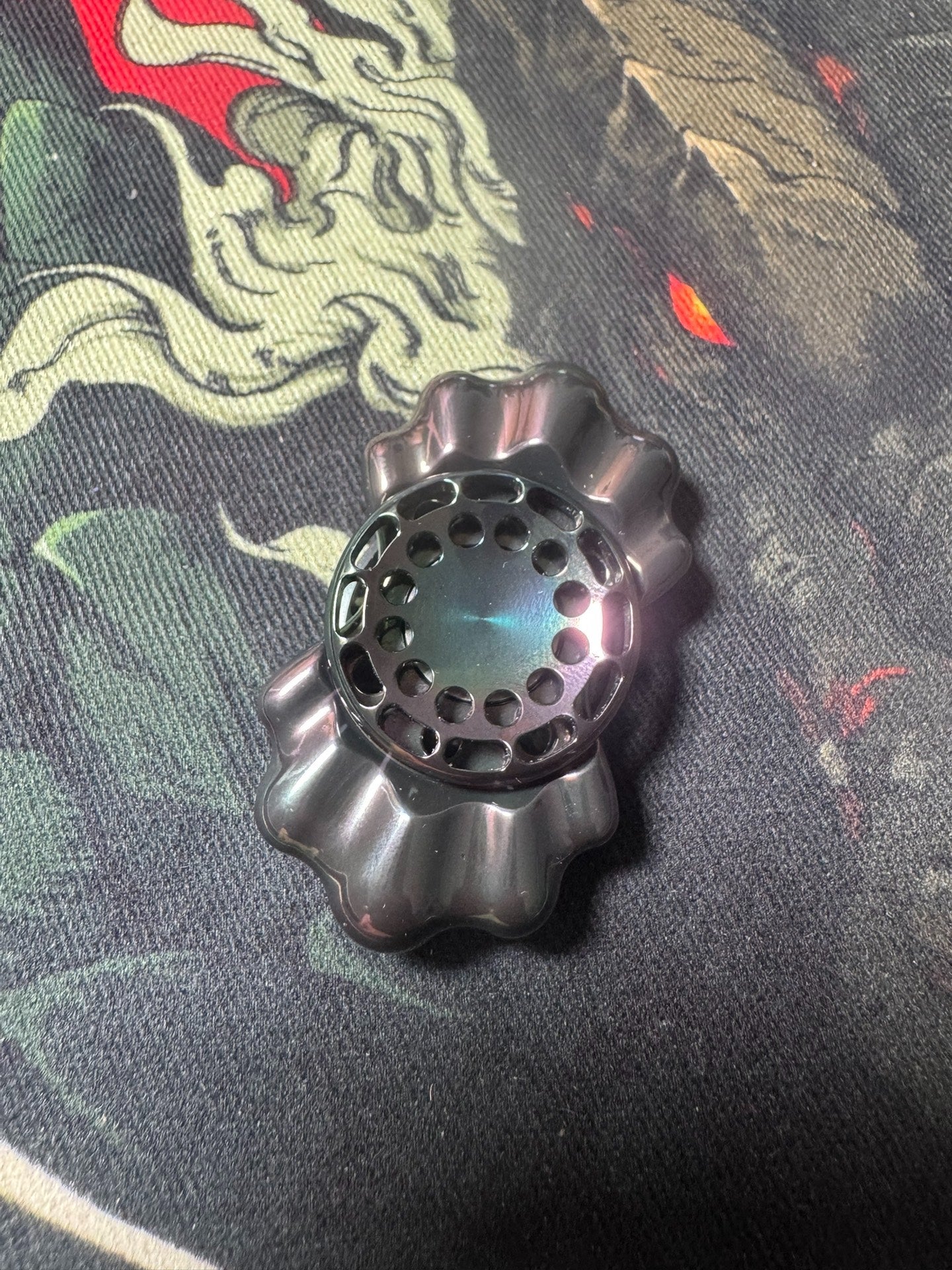 Conch Oil Slick Zirconium