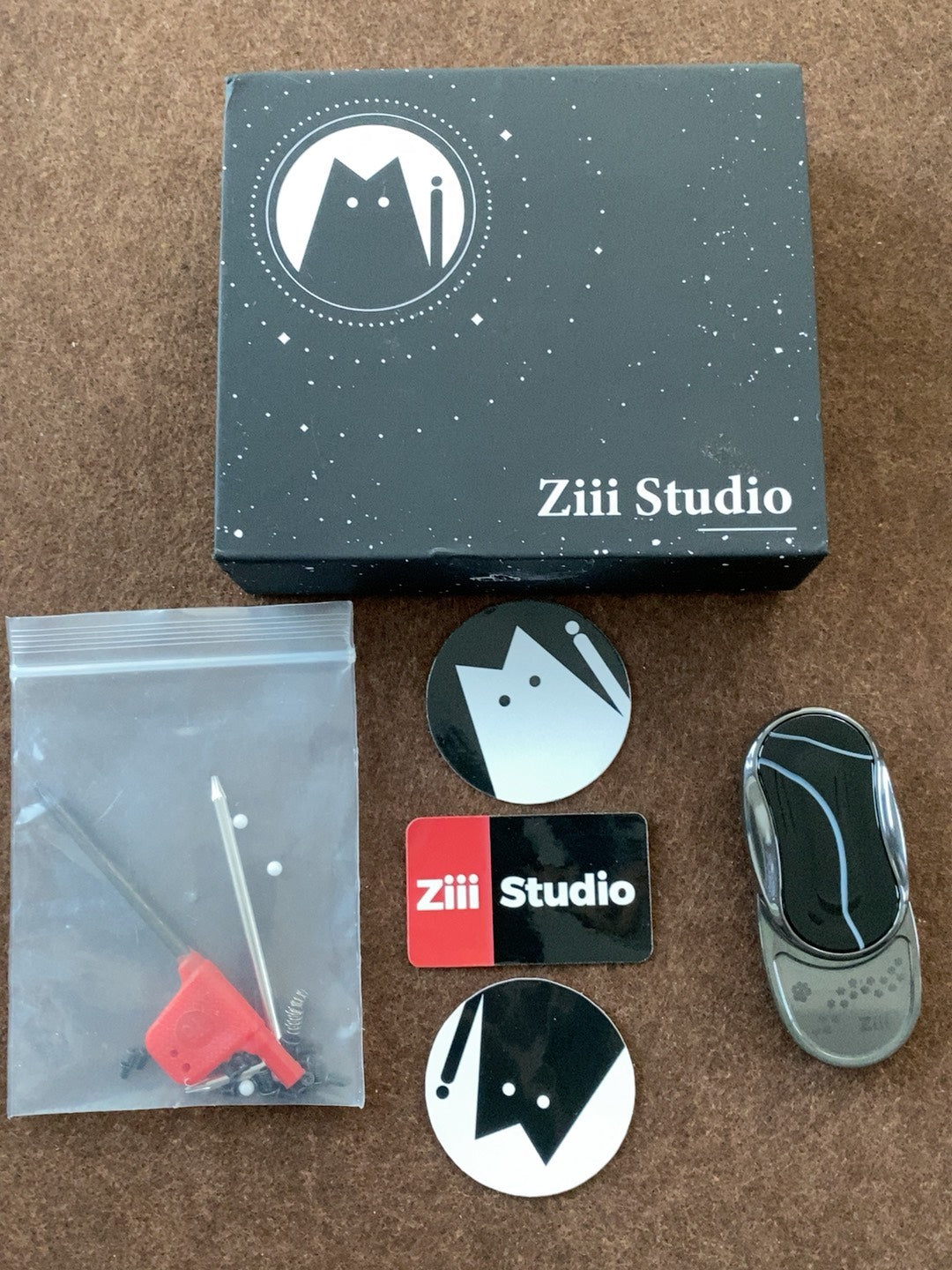 Mystery Slider Zirc+black agate