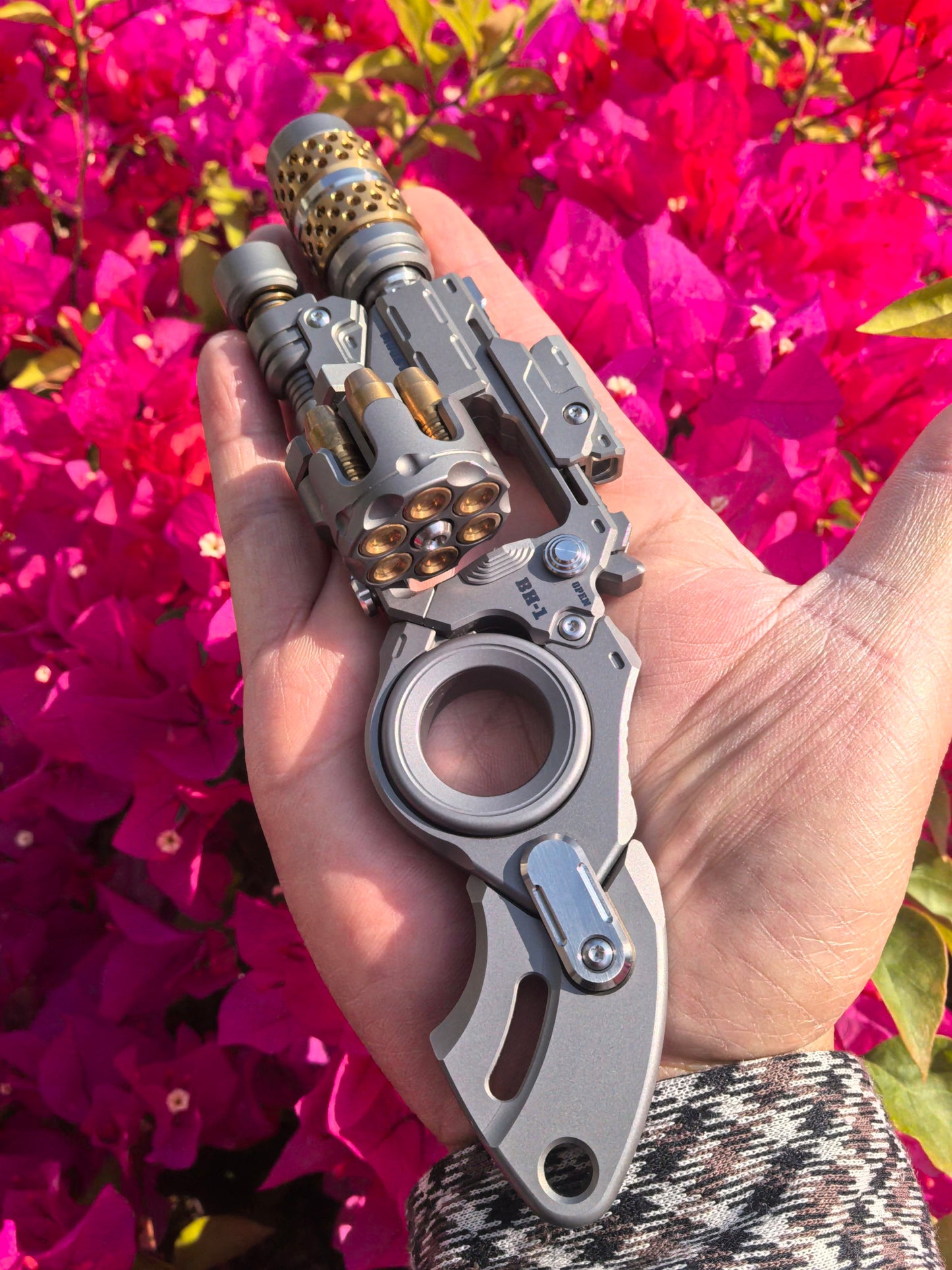Breaker Titanium