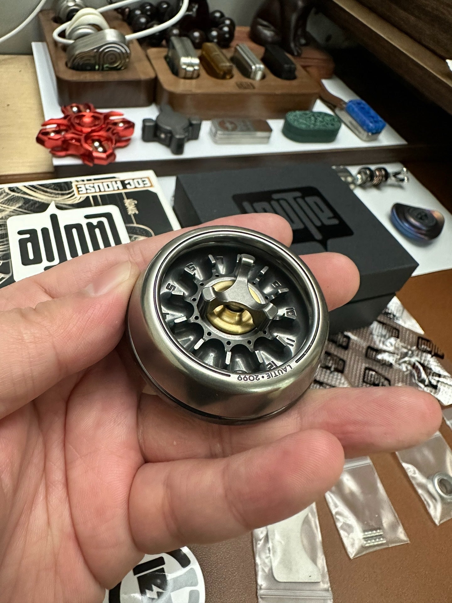 Carnival-Nano Spinner Zirconium+Stainless Steel