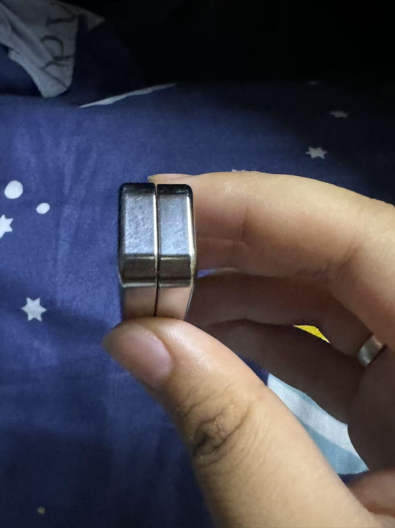 Secret Slider Titanium