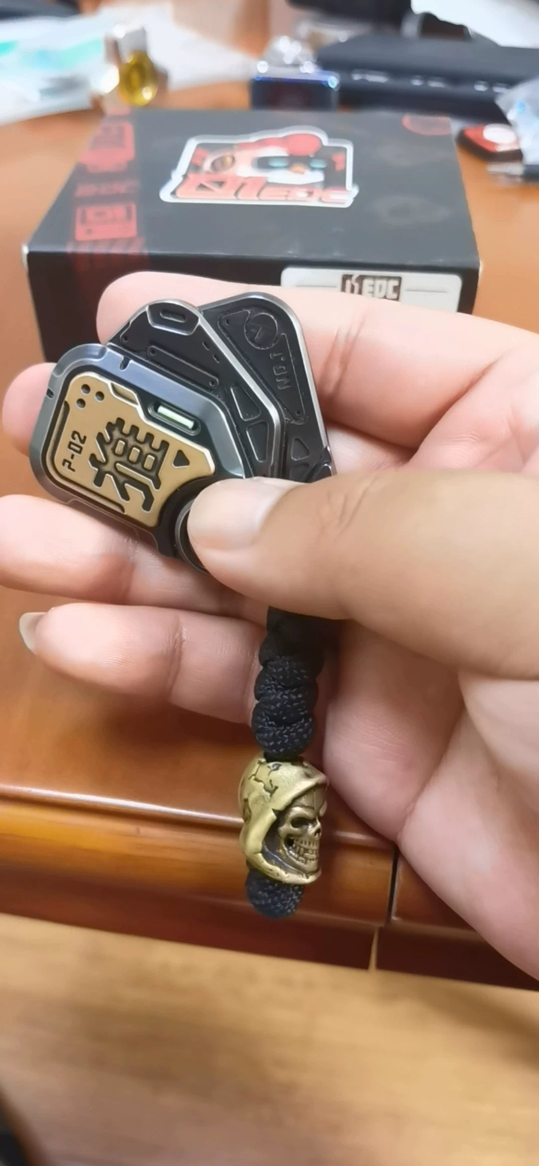 POP2.0 Throwing Card