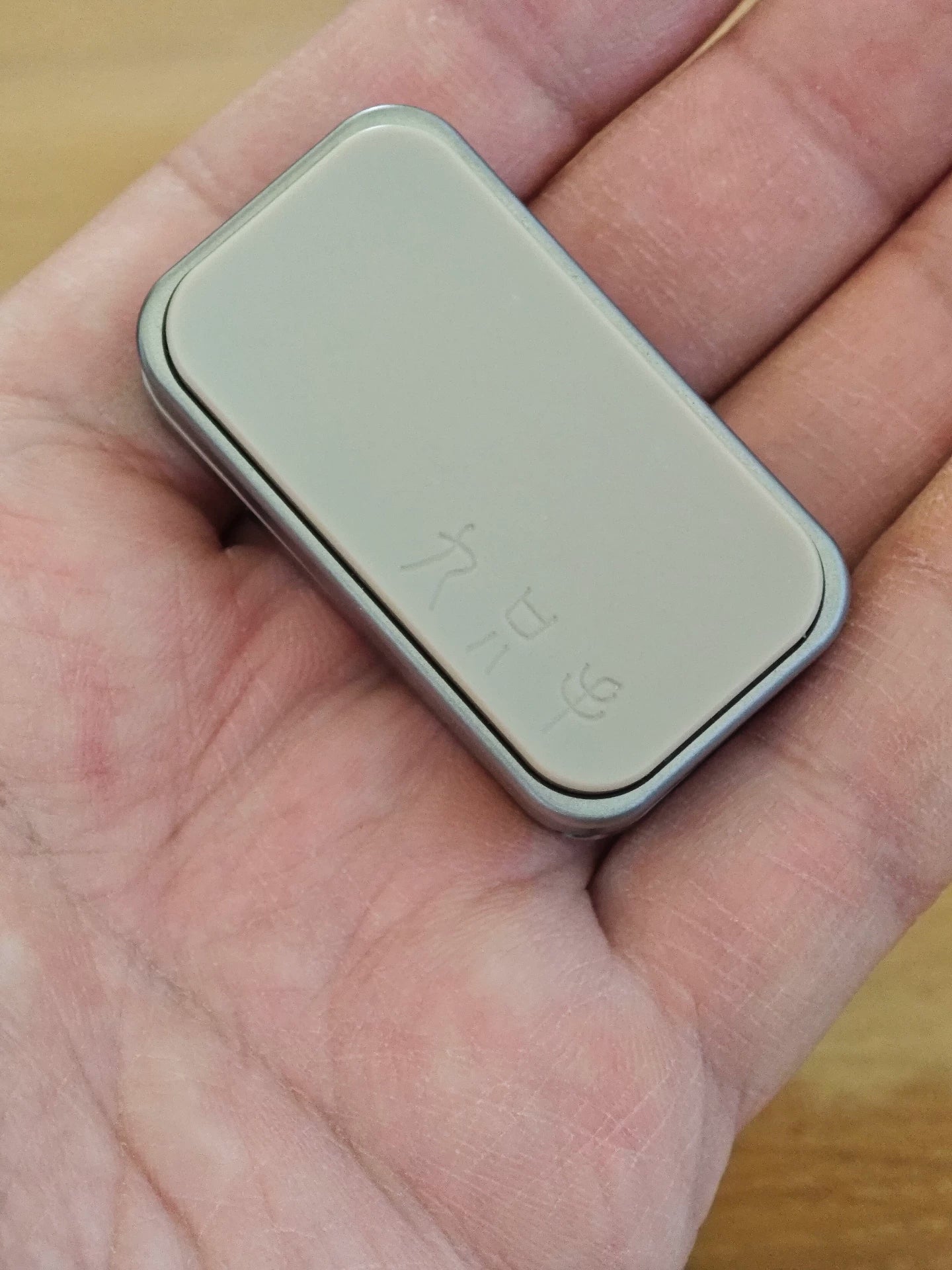 ZHUAN ZHUAN Slider Peek + Stainless Steel