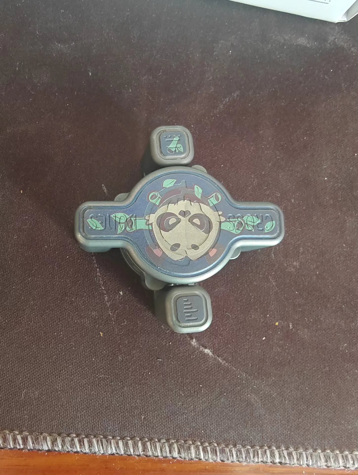Cross Bones Titanium