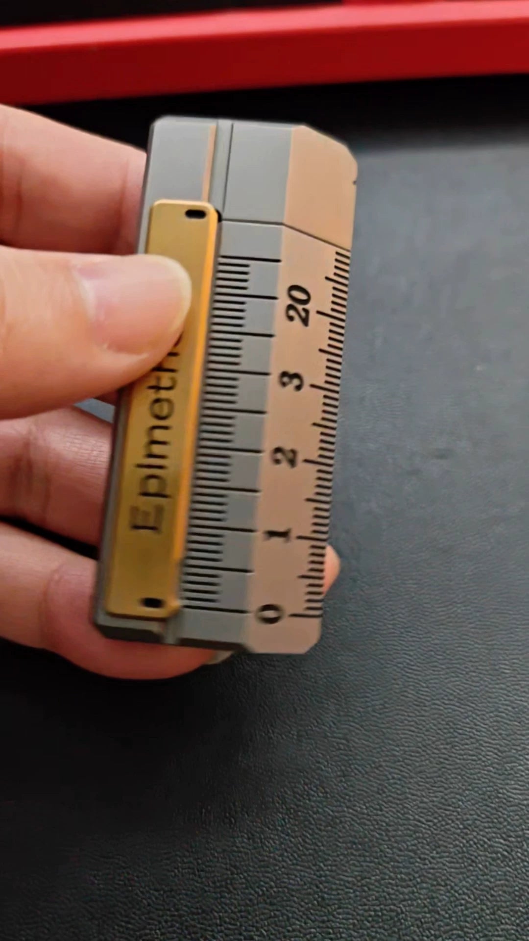 Quirky Ruler Titanium
