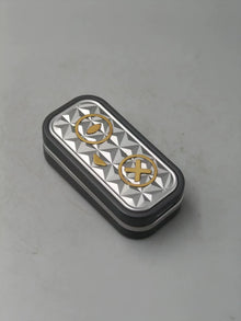 Schrodinger's Cat Zirconium