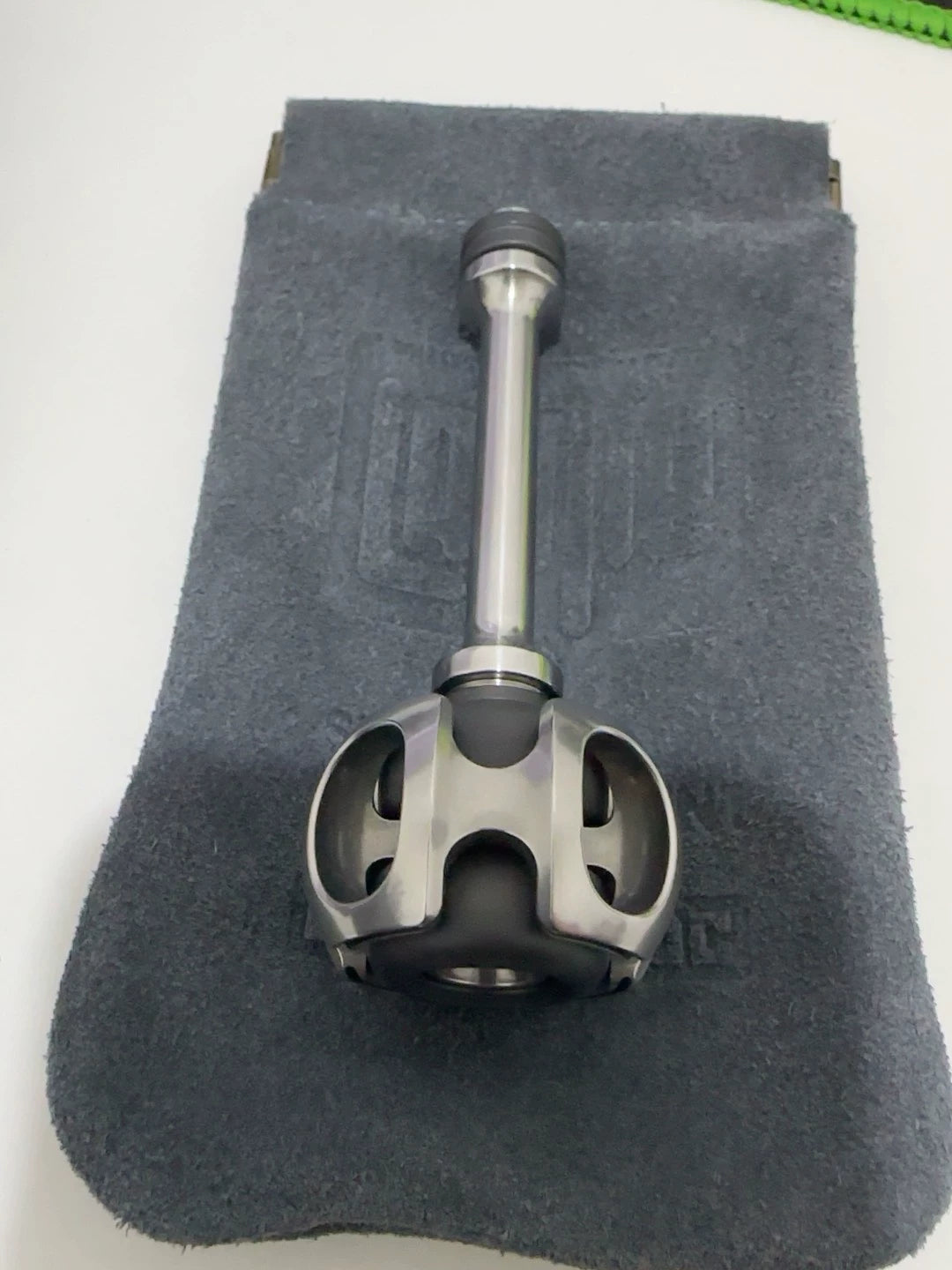 Noiz Zirconium + Stainless Steel