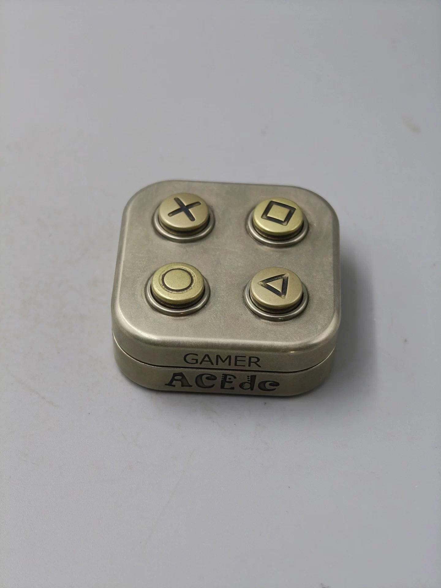 Gamer Slider Brass