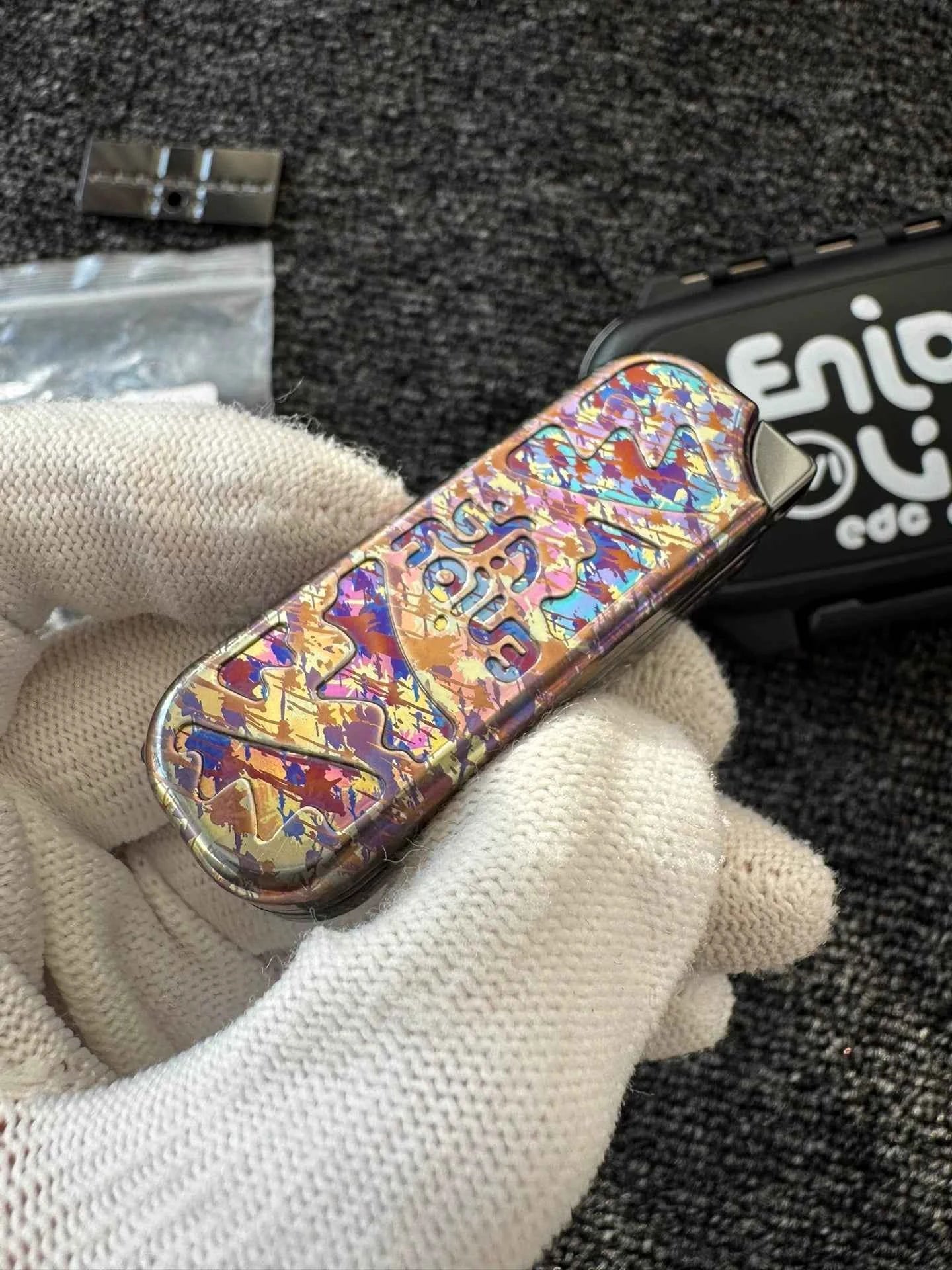 Q Mechanical Titanium