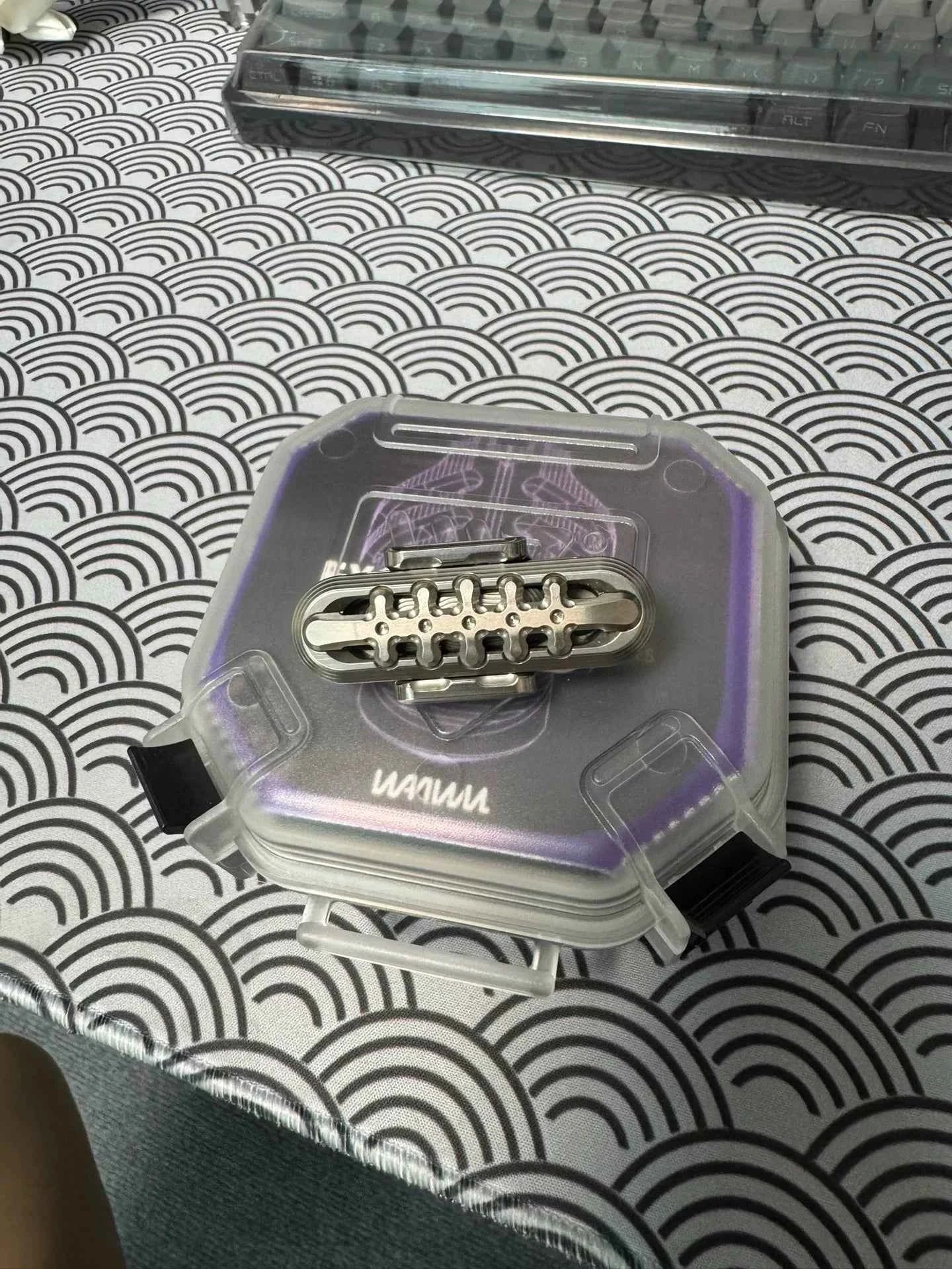 EXOSKELETON Titanium