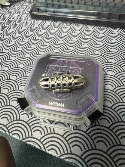 EXOSKELETON Titanium