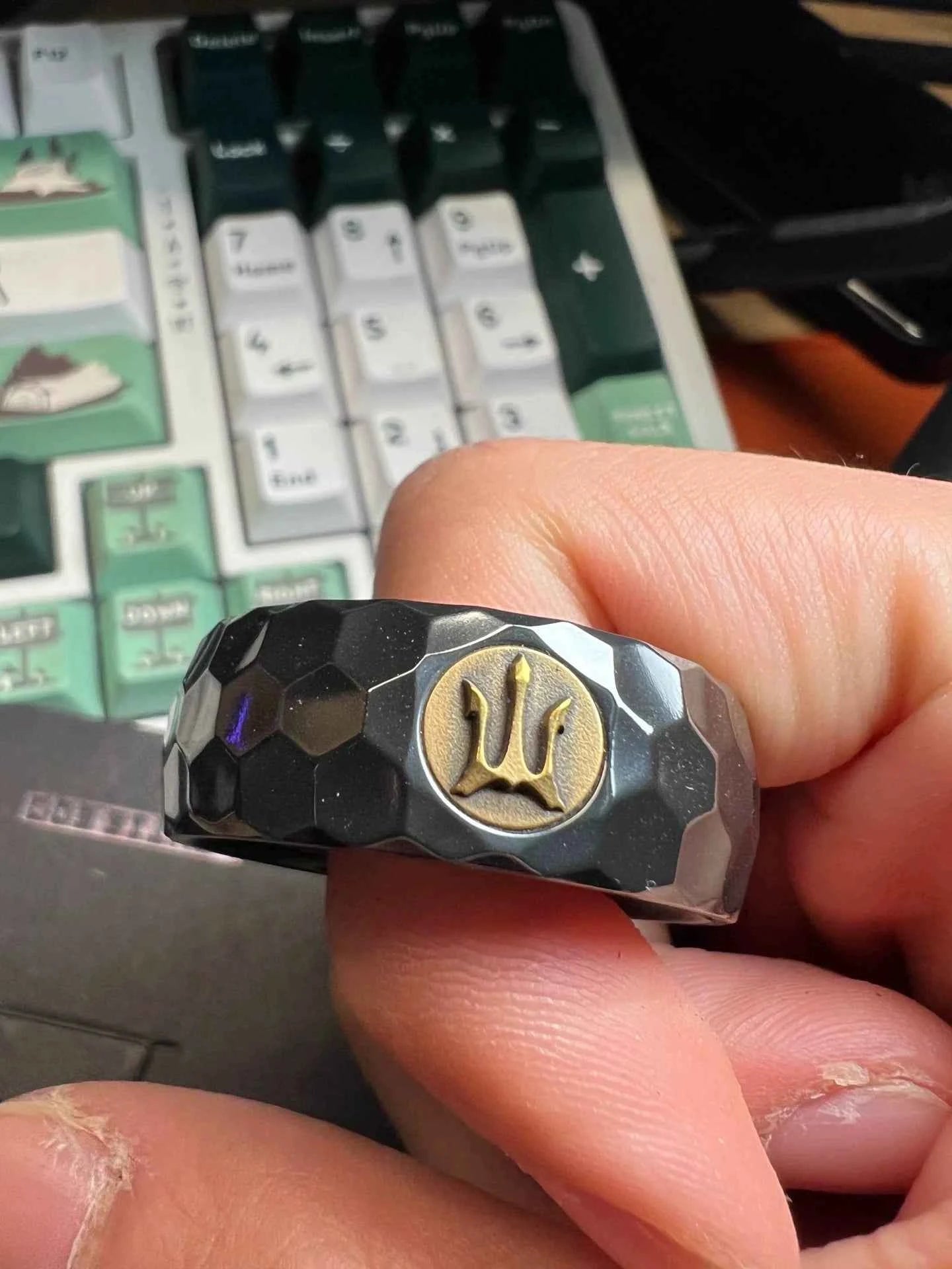 Mechanic-Thorns Zirconium