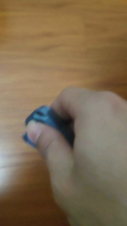 POP Throwing Card Titanium