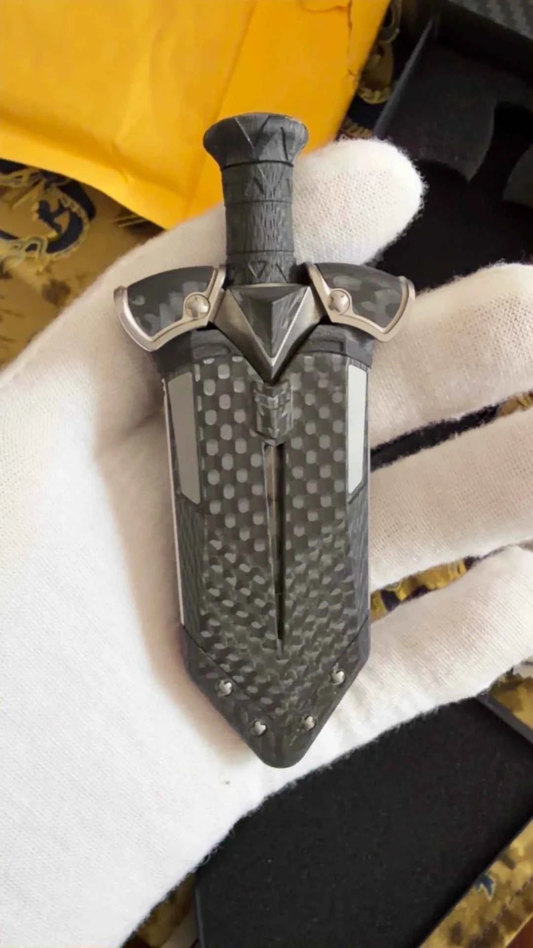 Aroundight Carbon Fiber