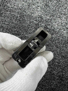 Crunchy Shark Zirconium