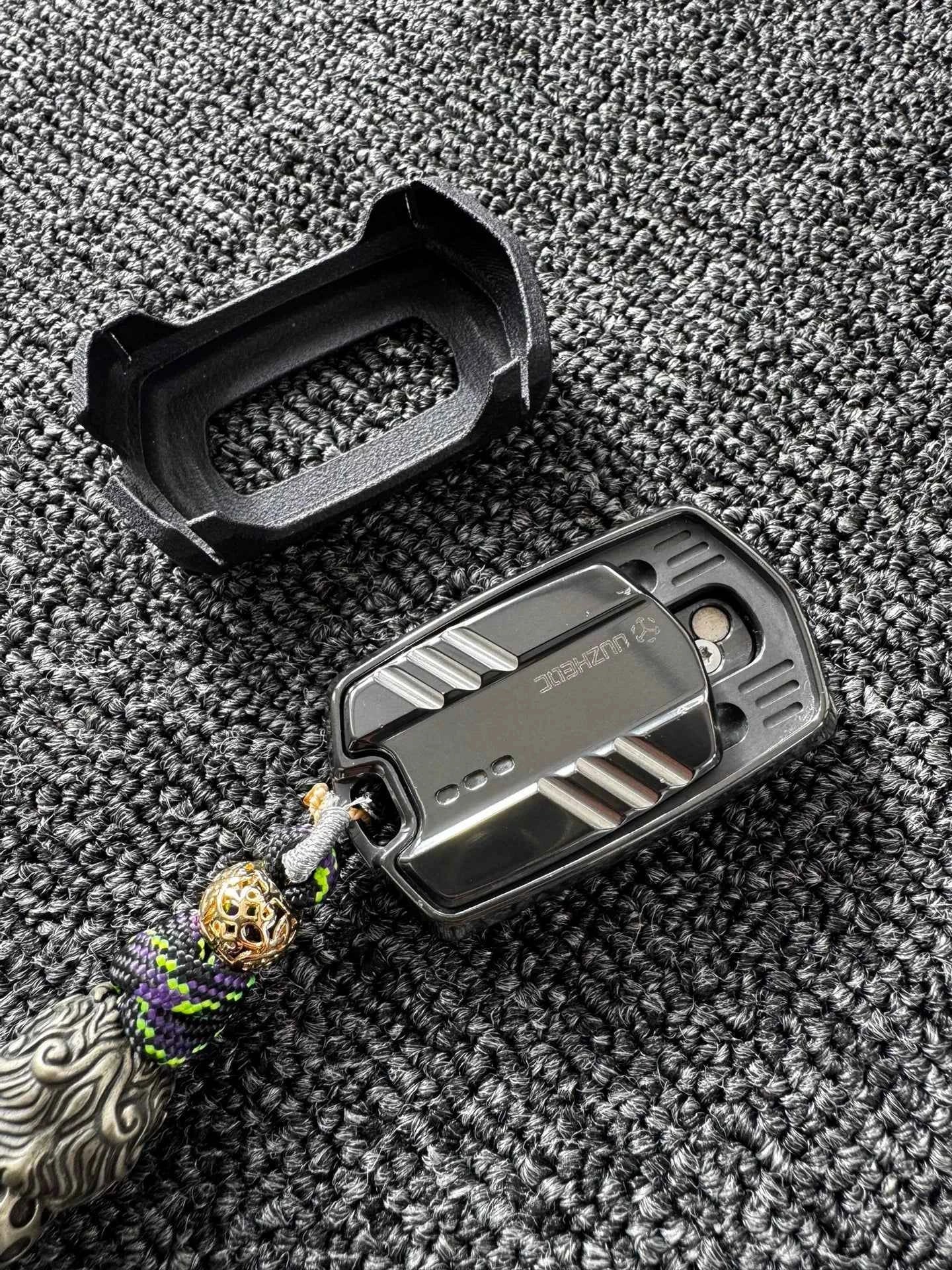 Thousand machines Zirconium