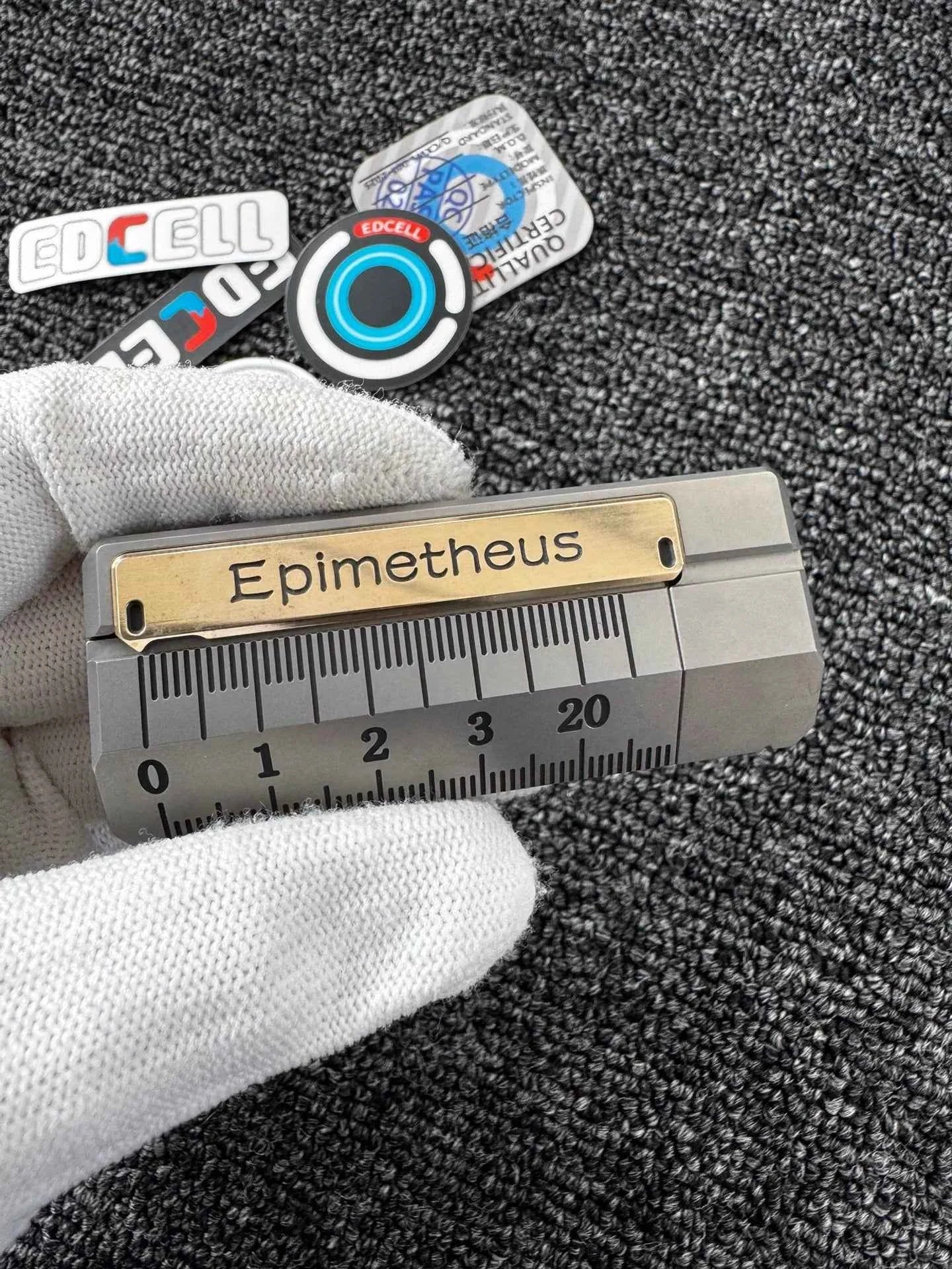 Quirky Ruler Titanium