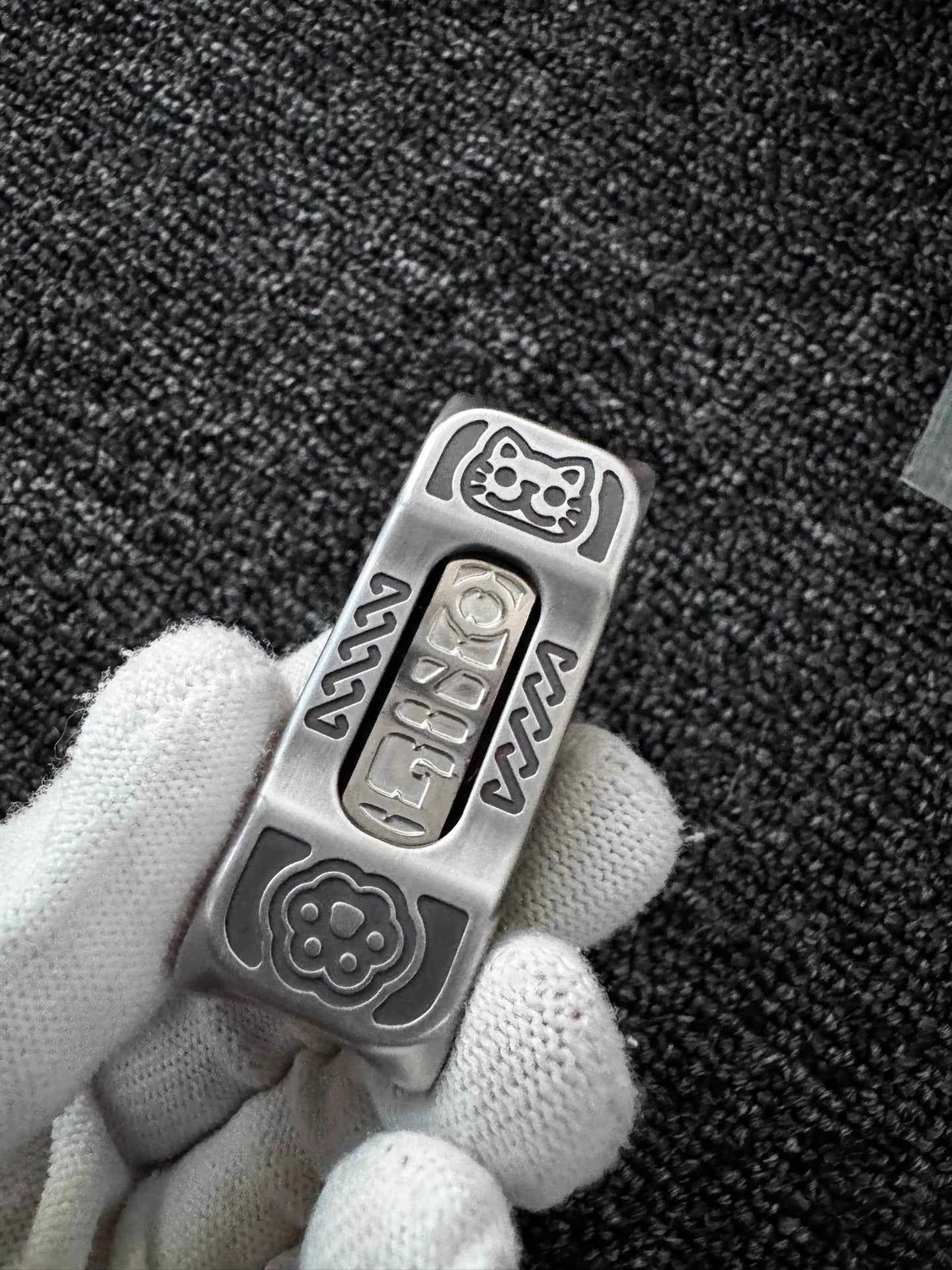 LIMBO Mechanical Stainless Steel