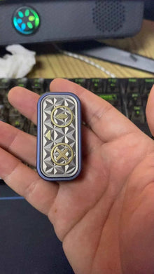 Schrodinger's Cat Titanium