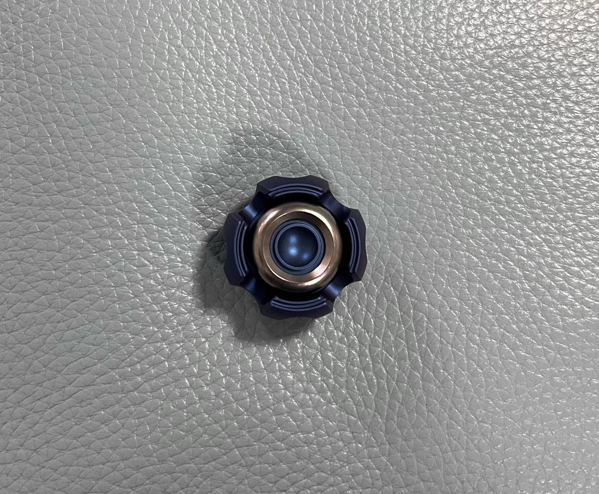 Noiz Titanium