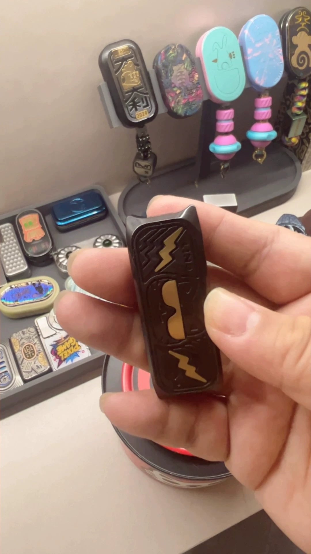 LIMBO Mechanical Zirconium