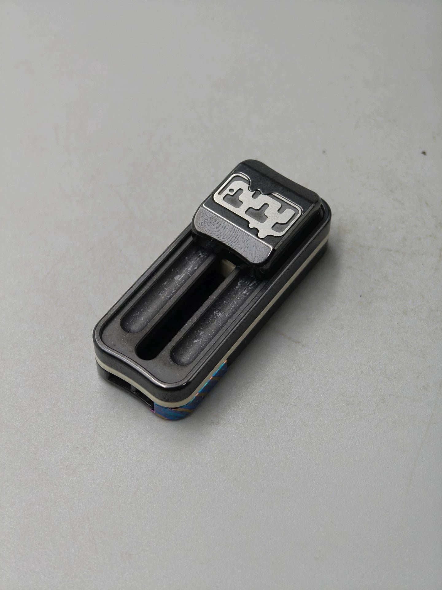 Snake Push 2.0 Zirconium