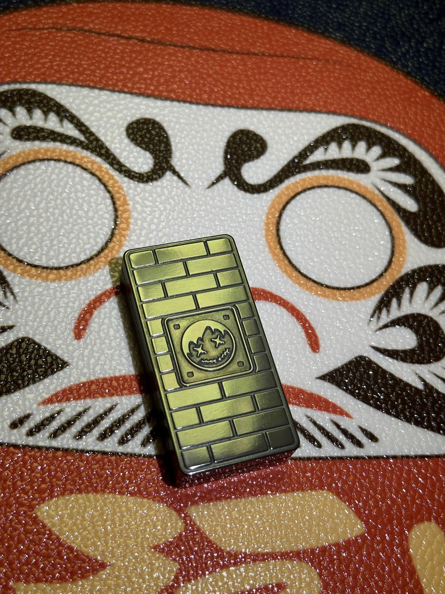 Brick Slider Zirconium