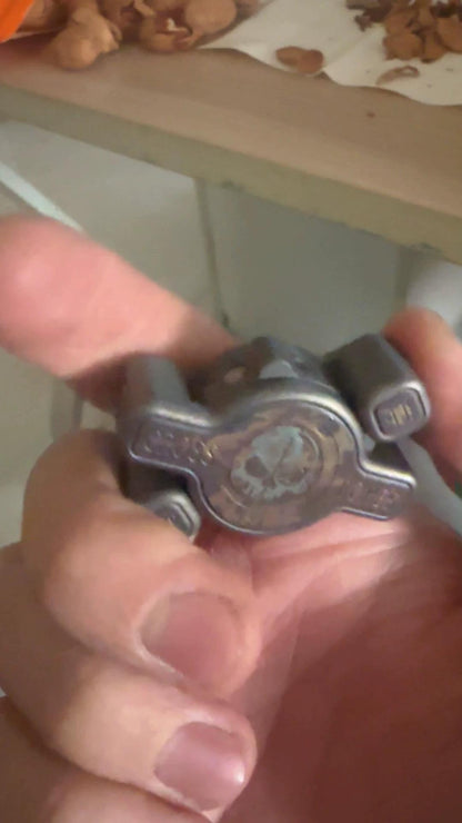 Cross Bones Titanium