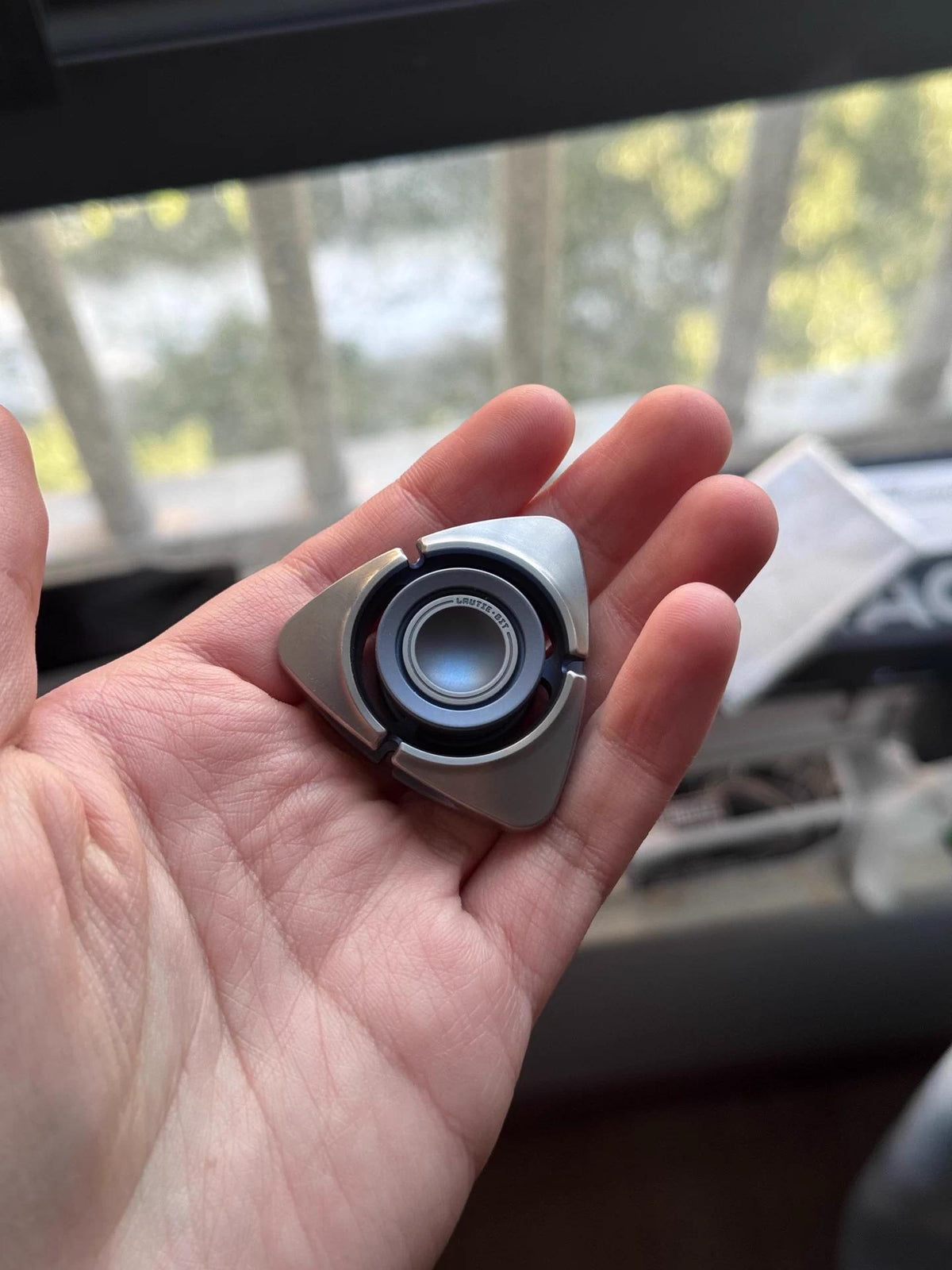 BIT04 Titanium