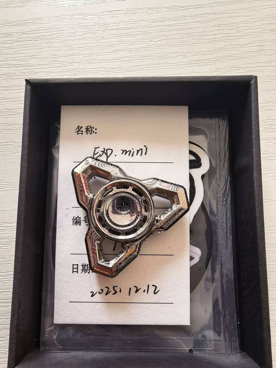 E.X.P Spinner Damasteel