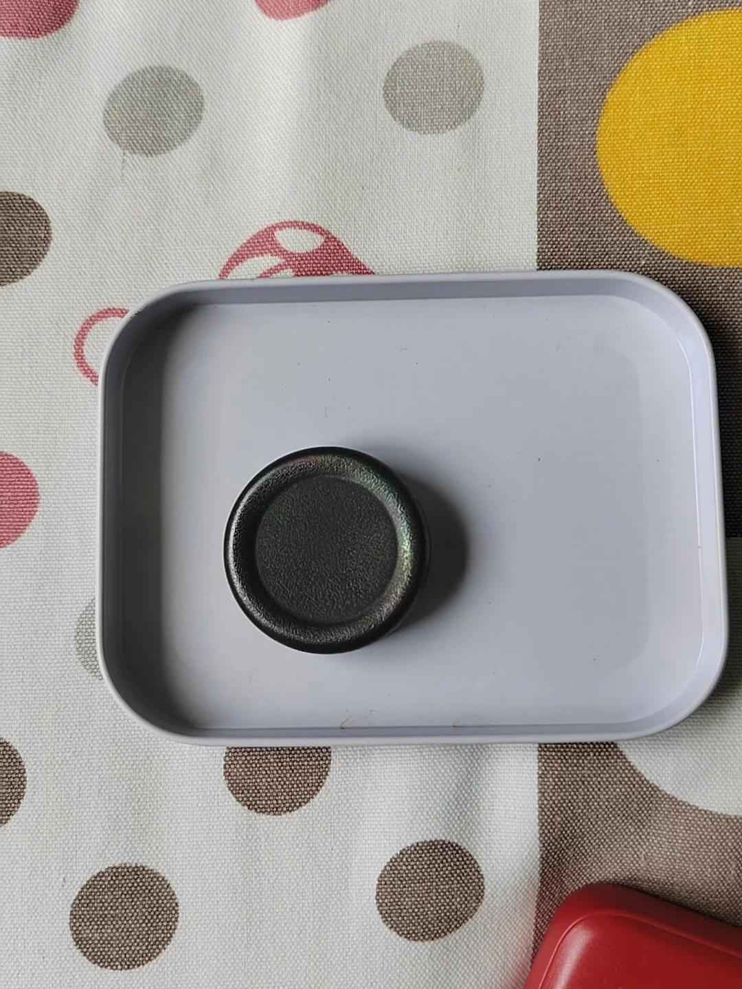 Milk Cap Zirconium