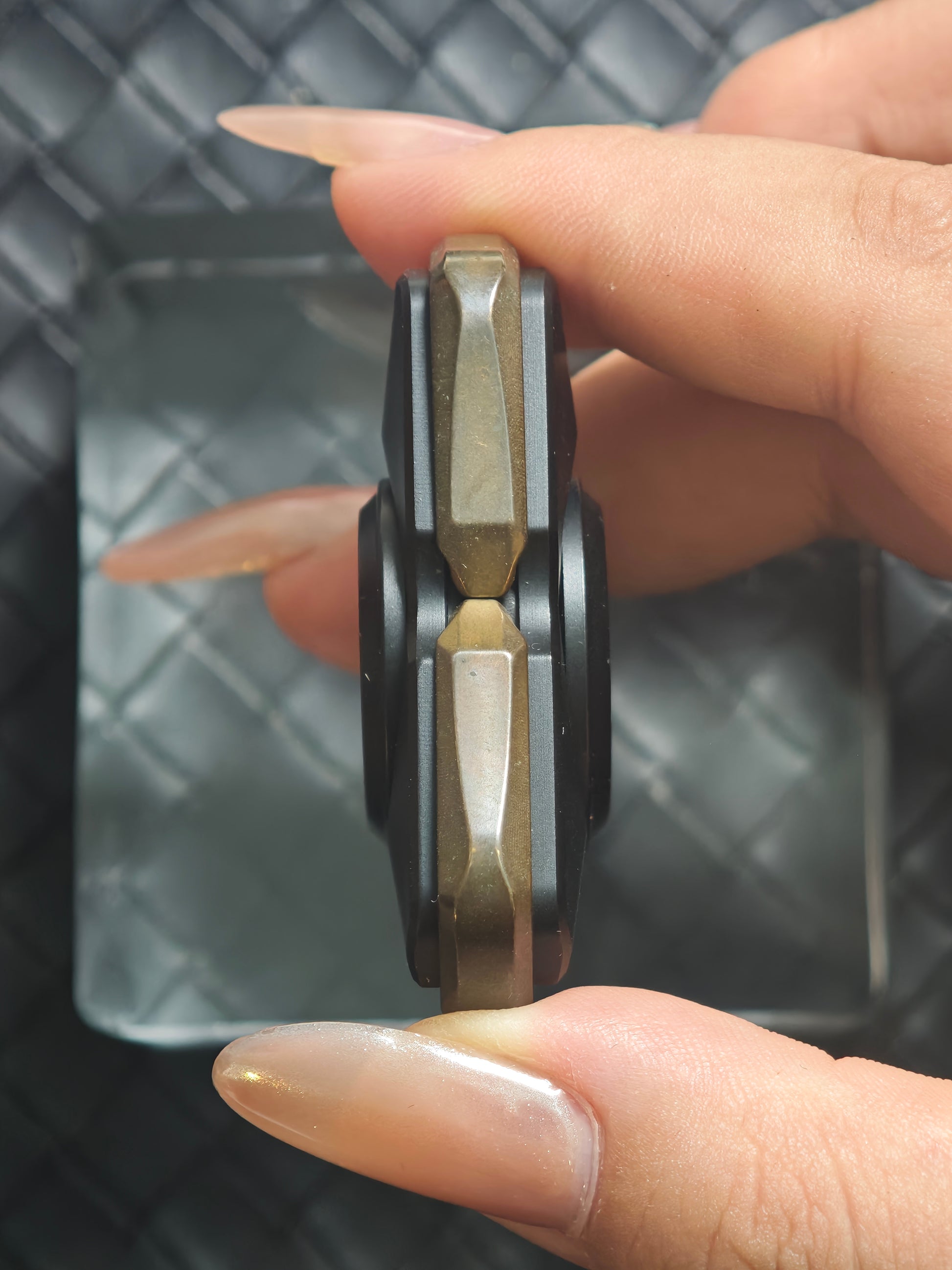 Garlic Copper Resin Titanium