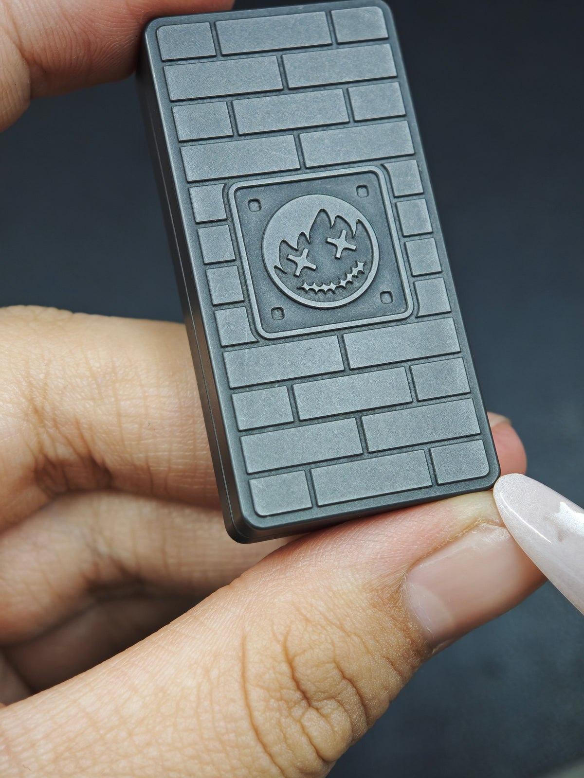 Brick Zirconium