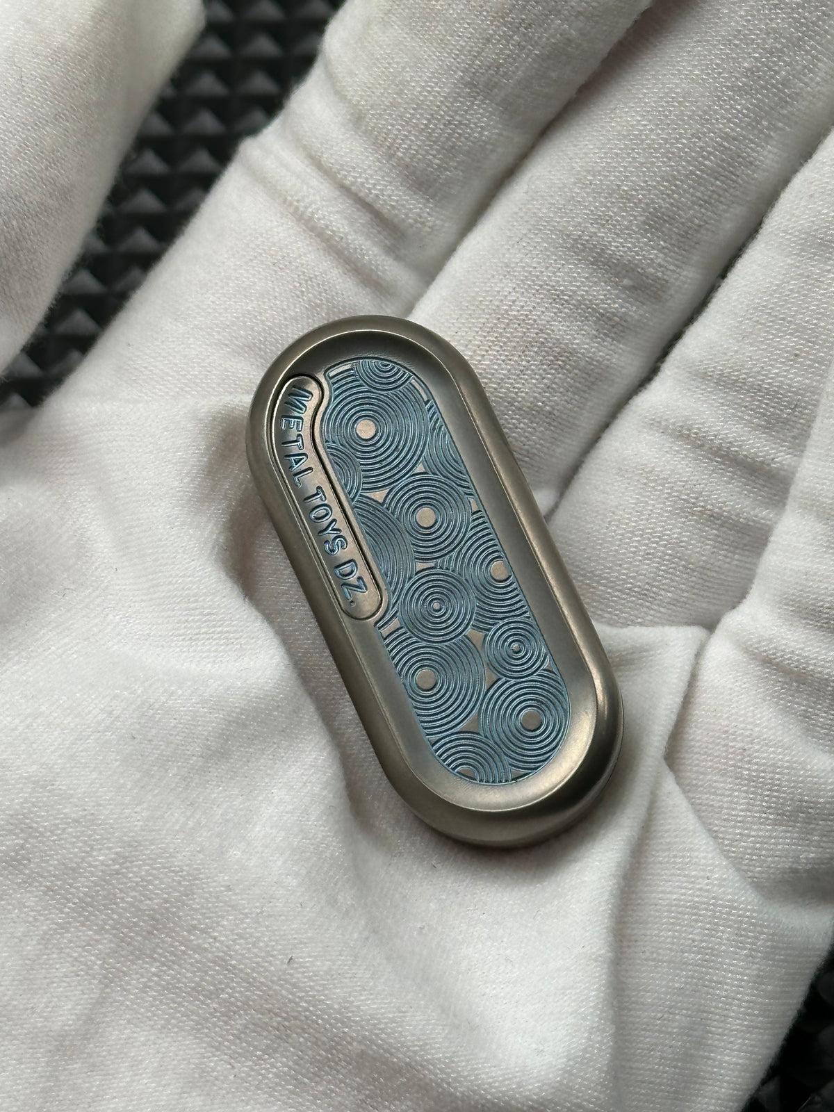 Top B Rain Titanium