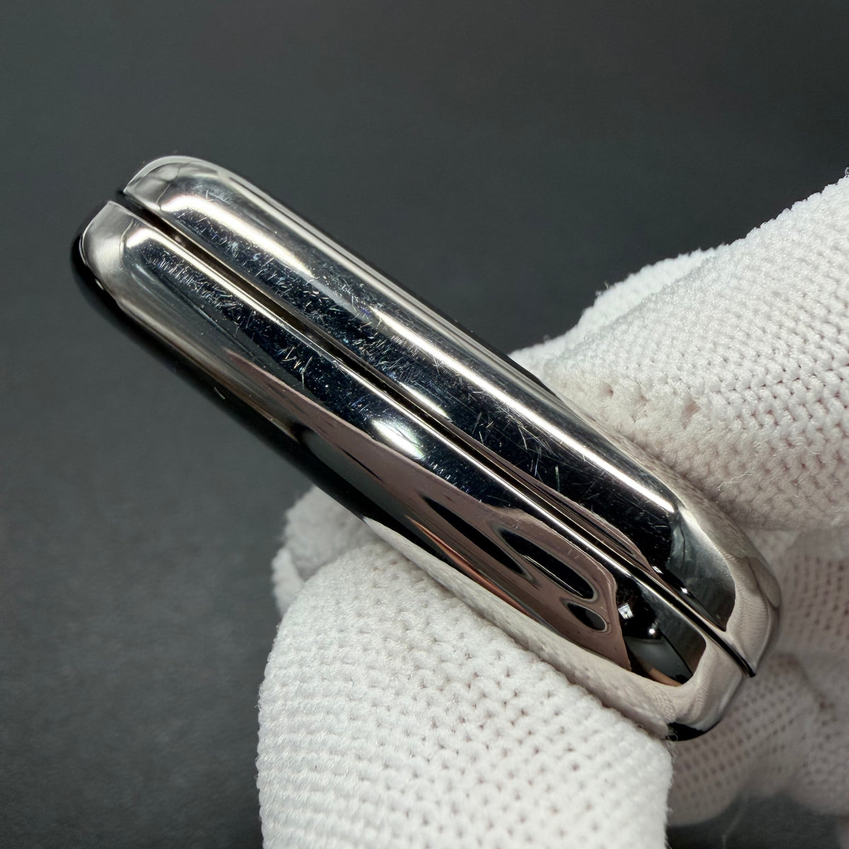 Floating Cloud Titanium Polished