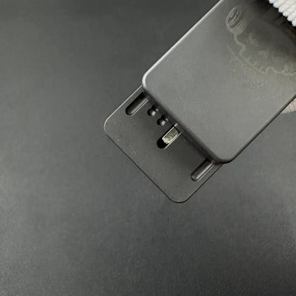 Mute Zirconium