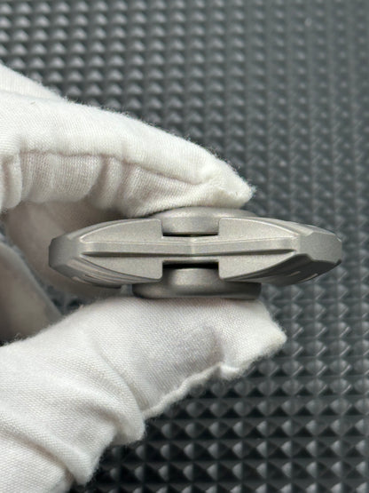 G One Titanium